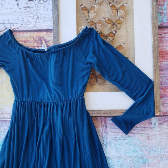 Pinkblush Turquoise Off Shoulder Long Sleeve Jersey Maternity Maxi Dress Medium - Picture 6 of 9